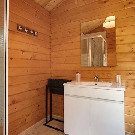 Landhaus Quinta Do Castelo - Casa De Madeira