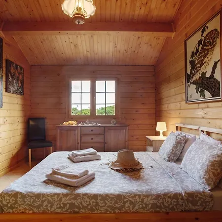 Quinta Do Castelo - Casa De Madeira Landhaus Reguengo Grande